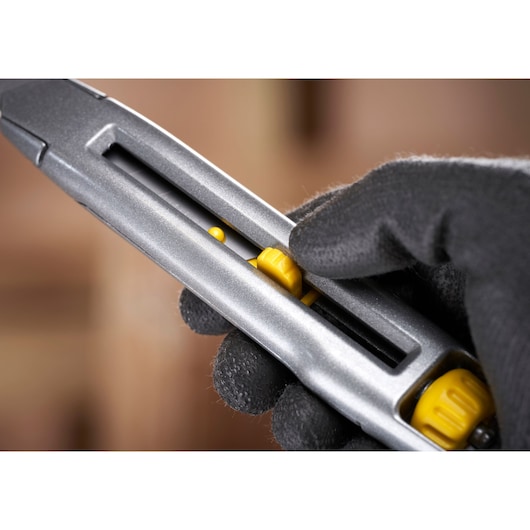 STANLEY® InterLock® 18 mm Metal Snap Off Knife