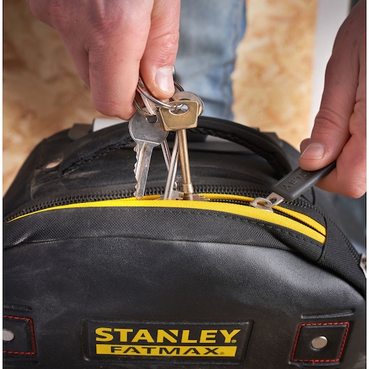 Stanley sac a outils softbag a roulettes vide - Conforama