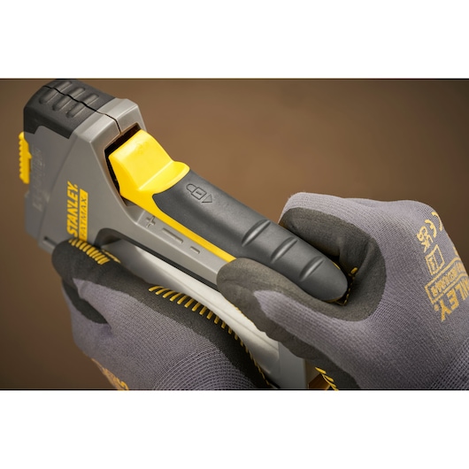 STANLEY® FATMAX® 6-in1  Multi Tacker with Staples