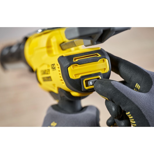 18V STANLEY® FATMAX® V20 Cordless Caulk Gun (Tool Only)