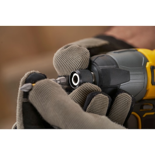 18V STANLEY FATMAX V20 Cordless Impact Driver with 1 x 2.0Ah Lithium Ion Battery and Kit Box