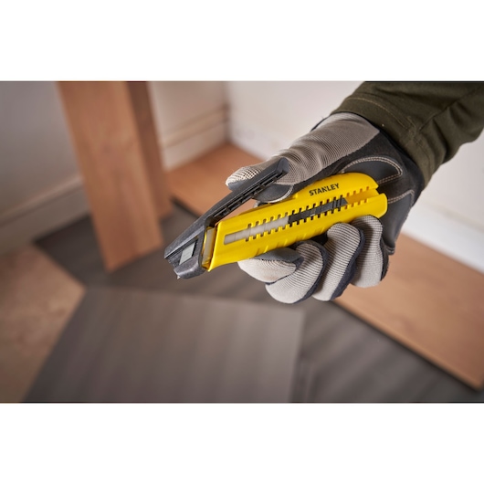 STANLEY® 18mm STD Integrated Snap Knife