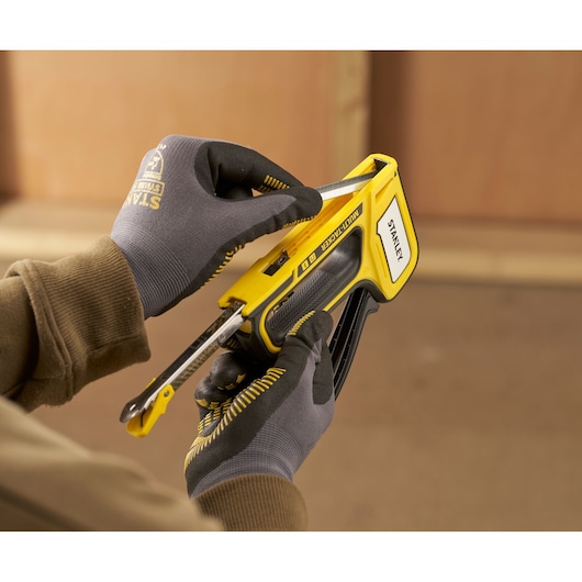 STANLEY® 2-in-1 Multi Tacker